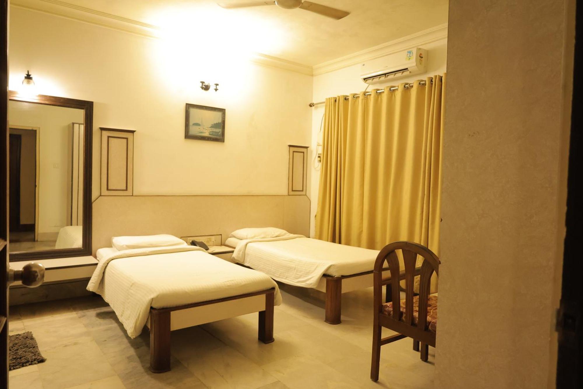 Hotel Mangalore International Ngoại thất bức ảnh