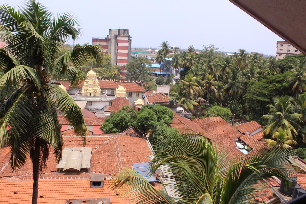 Hotel Mangalore International Ngoại thất bức ảnh