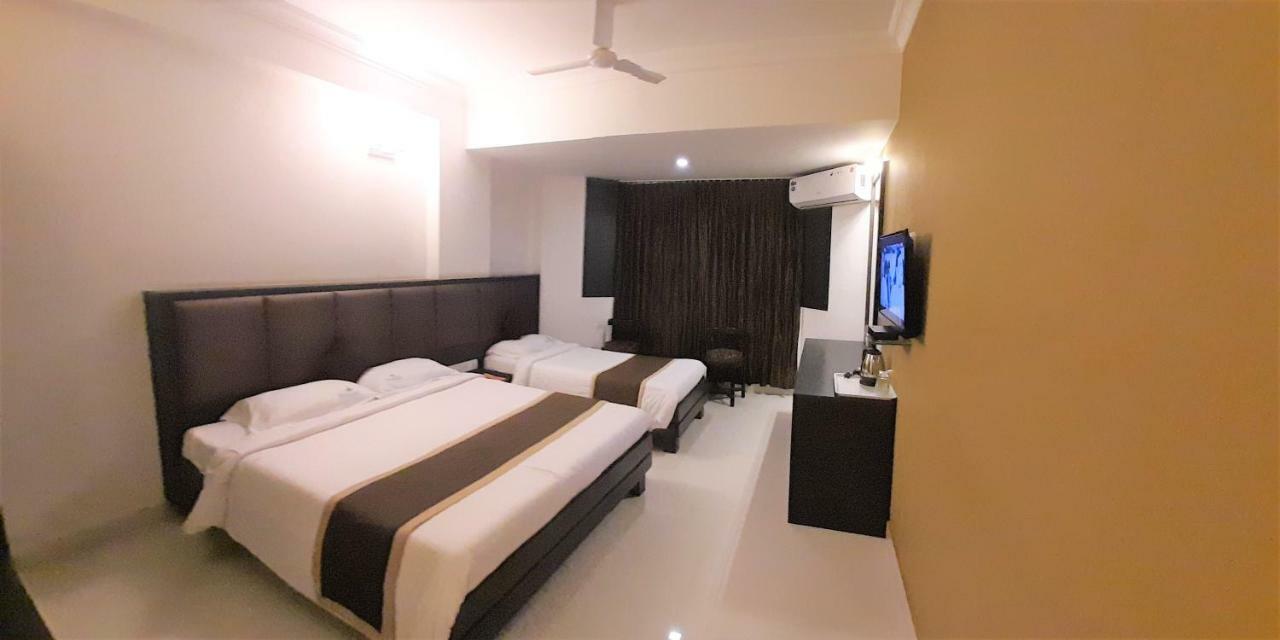Hotel Mangalore International Ngoại thất bức ảnh