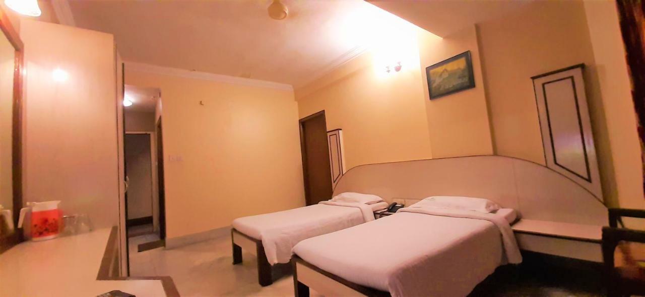 Hotel Mangalore International Ngoại thất bức ảnh