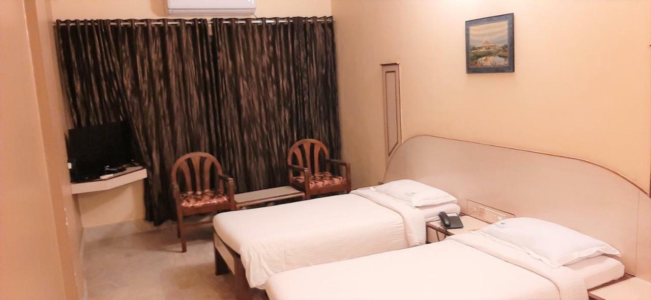 Hotel Mangalore International Ngoại thất bức ảnh