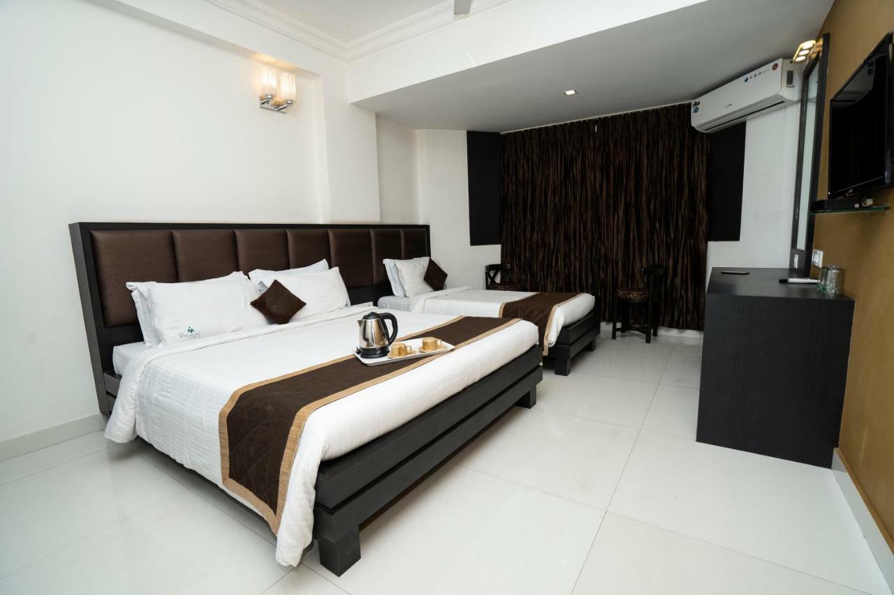 Hotel Mangalore International Ngoại thất bức ảnh